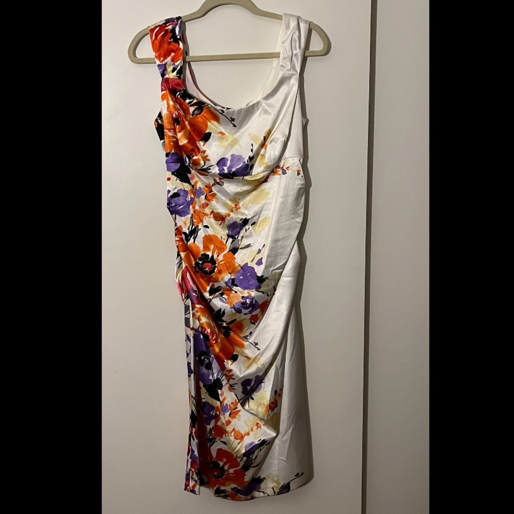 Floral Multicolored Fitted Lined Polyester Sleeveless Dress with Ruching on Back